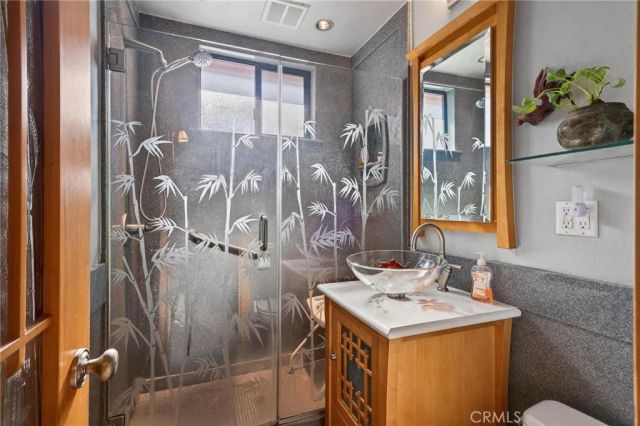 18528 Kingsdale, Redondo Beach, CA 90278