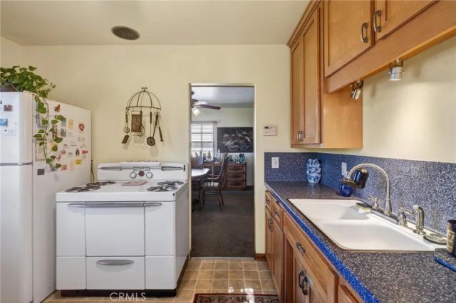 18528 Kingsdale, Redondo Beach, CA 90278