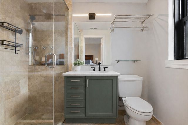 433 W Briar Place 6B, Chicago, IL 60657