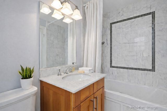 433 W Briar Place 6B, Chicago, IL 60657