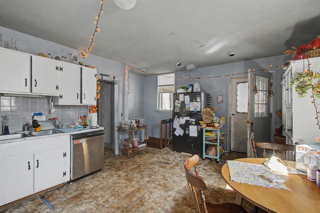10-12 Shelburne Street, Burlington, VT 05401