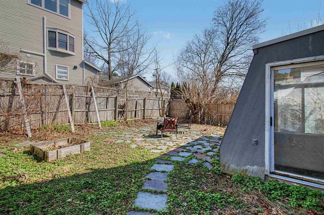 10-12 Shelburne Street, Burlington, VT 05401