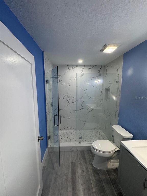 Image 12 of property listing at 8517 N HIGHLAND AVENUE, Tampa, FL 33604