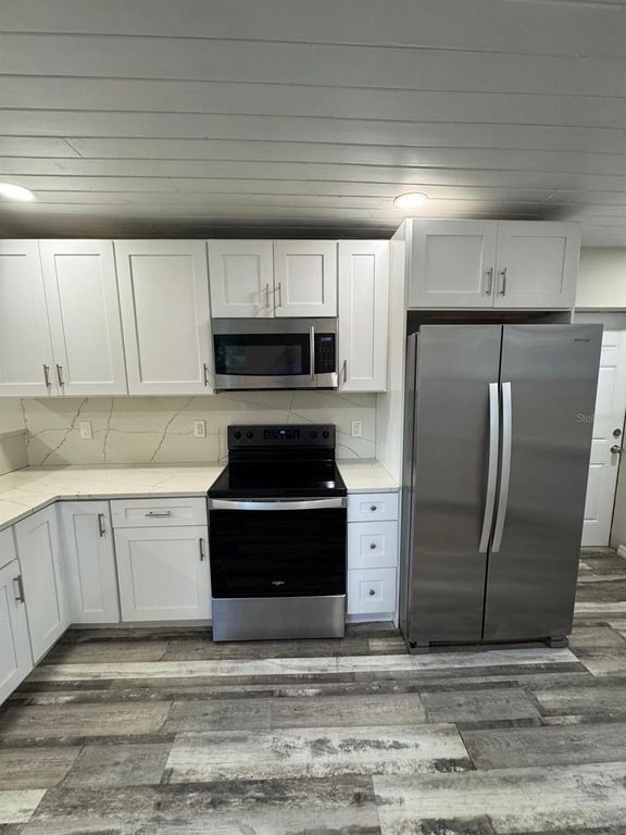 Image 20 of property listing at 8517 N HIGHLAND AVENUE, Tampa, FL 33604