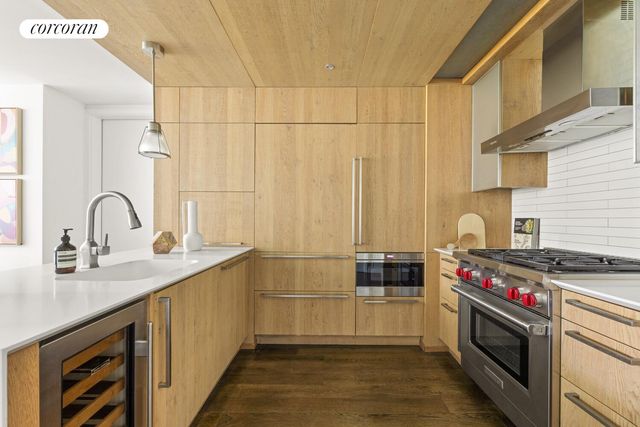 211 E 13th St Apt 5H, New York City, NY 10003