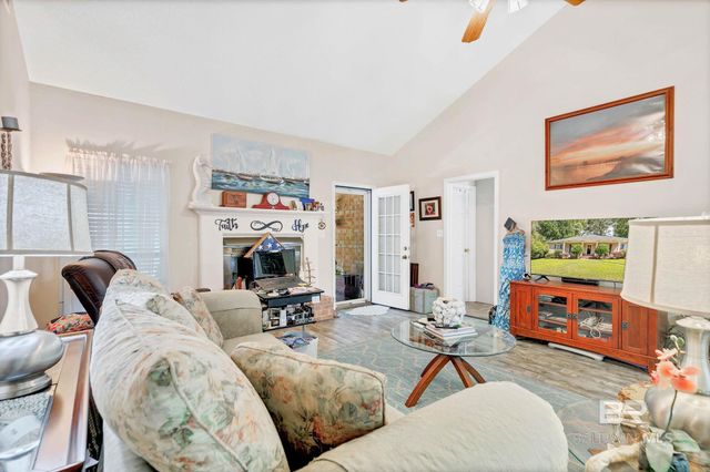 103 S Windgate Circle, Daphne, AL 36526