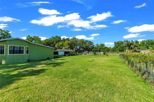 13610 ACKER ROAD, Dover, FL 33527