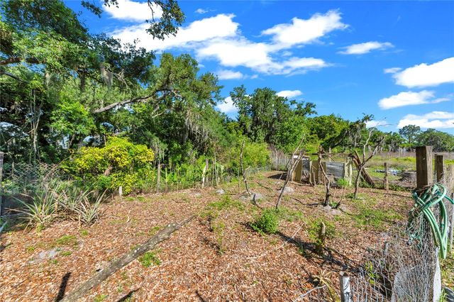 13610 ACKER ROAD, Dover, FL 33527