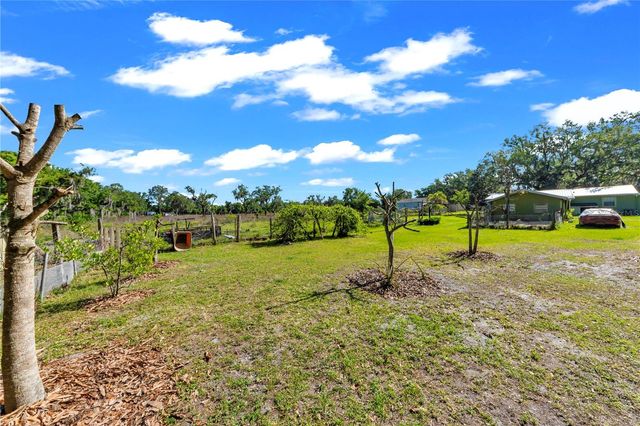 13610 ACKER ROAD, Dover, FL 33527