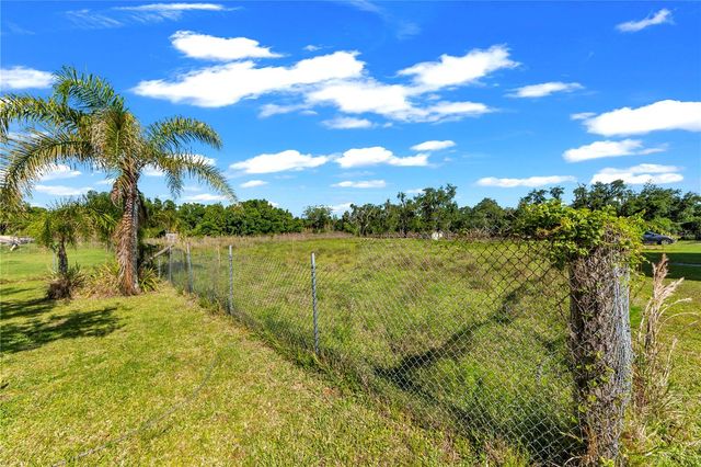 13610 ACKER ROAD, Dover, FL 33527