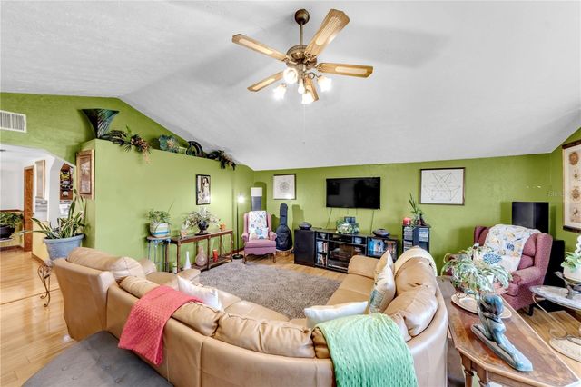 13610 ACKER ROAD, Dover, FL 33527