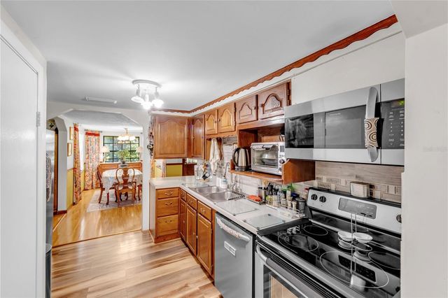 13610 ACKER ROAD, Dover, FL 33527