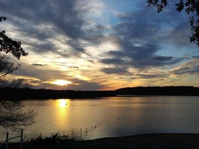 614 Twin Hills Road, Lake Bridgeport, TX 76426