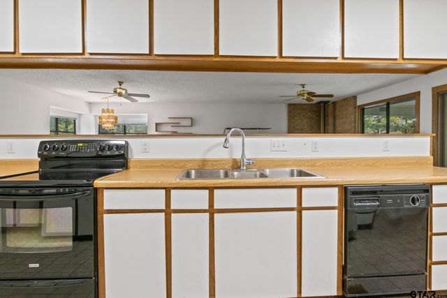 147 County Road 2608, Pittsburg, TX 75686