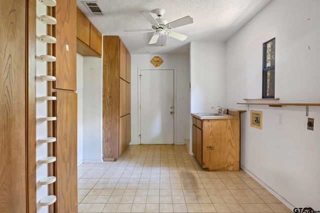 147 County Road 2608, Pittsburg, TX 75686