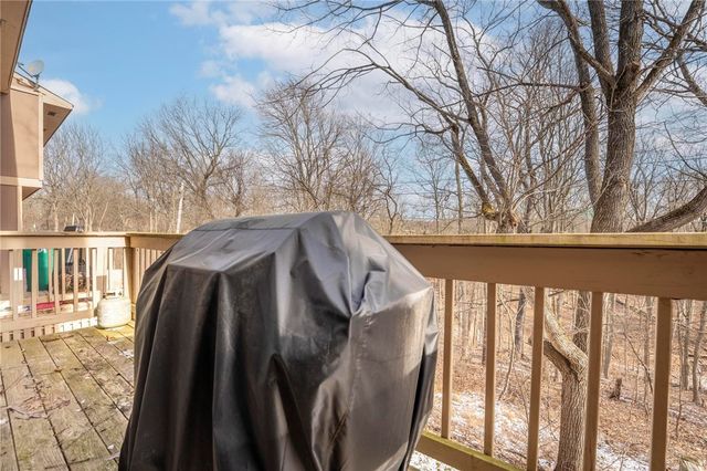 3106 Laurel Ridge Cir, Bridgeville, PA 15017