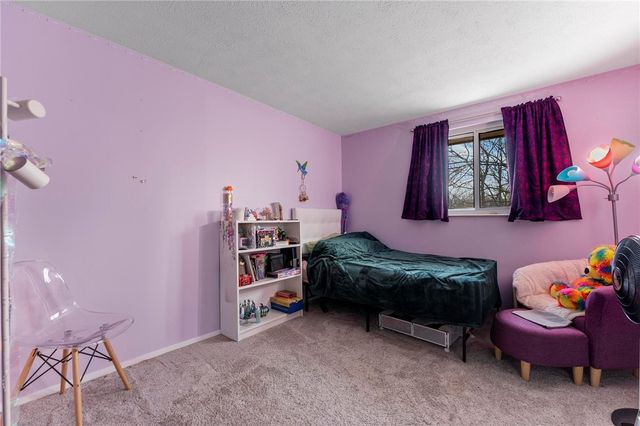 3106 Laurel Ridge Cir, Bridgeville, PA 15017