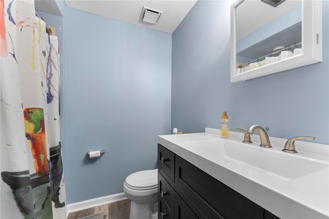 3106 Laurel Ridge Cir, Bridgeville, PA 15017