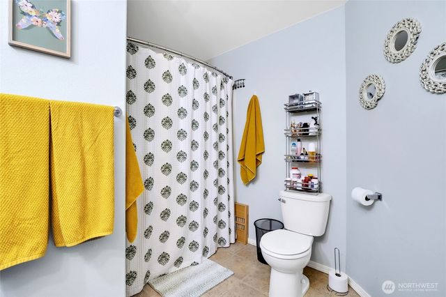 1407 E Crossroads Drive, Moses Lake, WA 98837