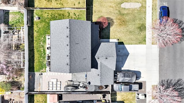 1407 E Crossroads Drive, Moses Lake, WA 98837