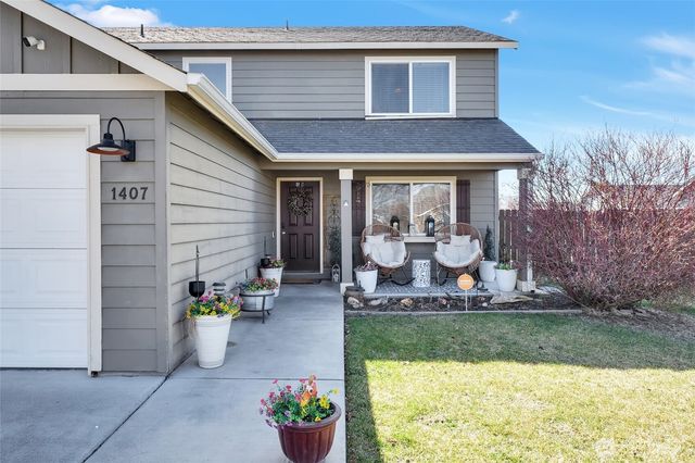 1407 E Crossroads Drive, Moses Lake, WA 98837