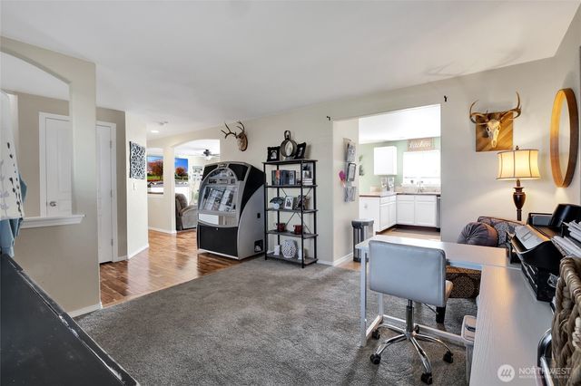 1407 E Crossroads Drive, Moses Lake, WA 98837