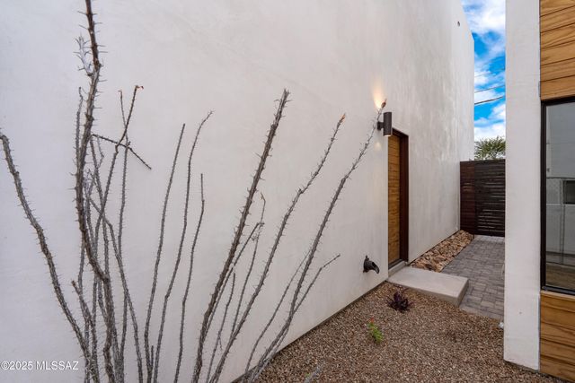 36 W 18th Street, Tucson, AZ 85701