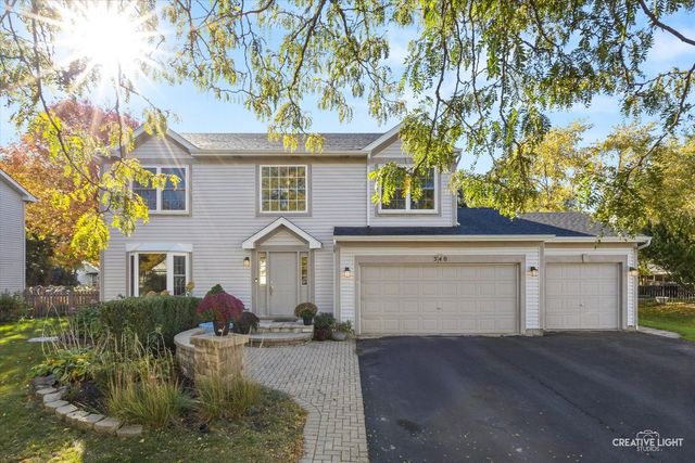 540 Waterford Drive, Oswego, IL 60543