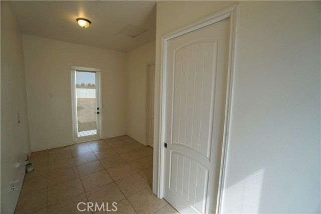 14042 Estero, Victorville, CA 92392