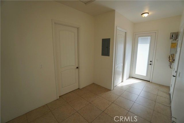 14042 Estero, Victorville, CA 92392