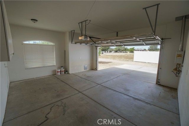 14042 Estero, Victorville, CA 92392