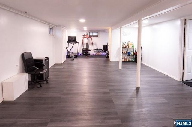 89 Susan Court, Clifton, NJ 07012