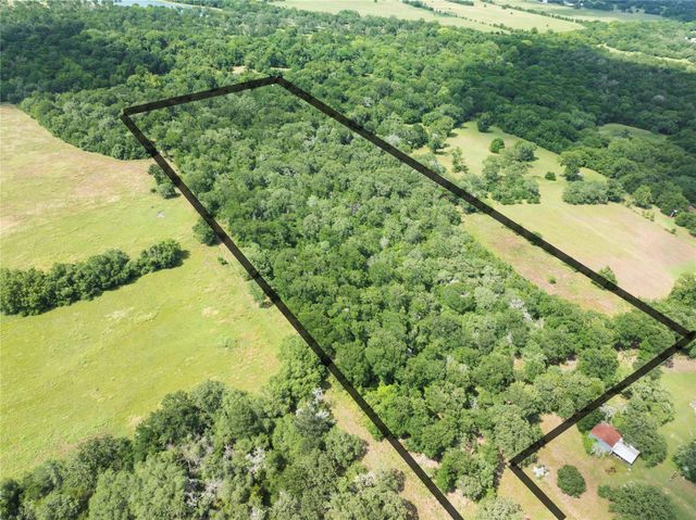 000 Hranicky RD, Schulenburg, TX 78956