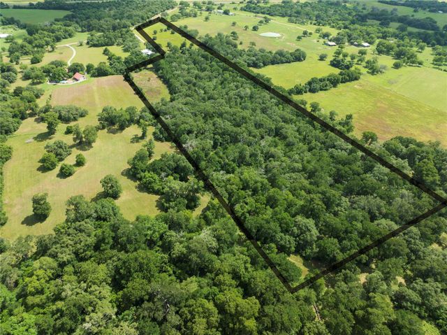 000 Hranicky RD, Schulenburg, TX 78956
