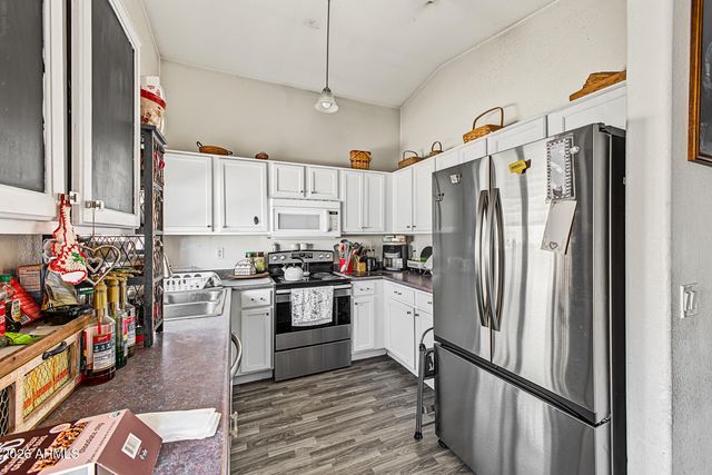 726 E MAHONEY Circle, Buckeye, AZ 85326
