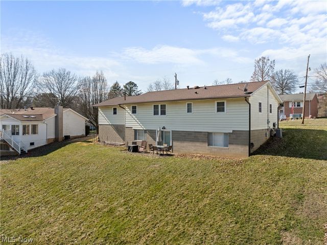 156 Crisswill Road, St Clairsville, OH 43950