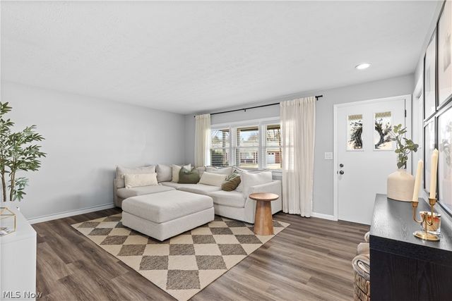 156 Crisswill Road, St Clairsville, OH 43950