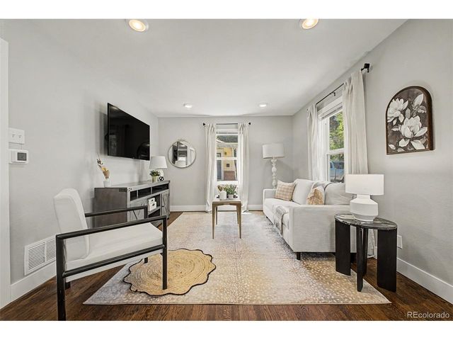 1870 W Beekman Pl, Denver, CO 80221