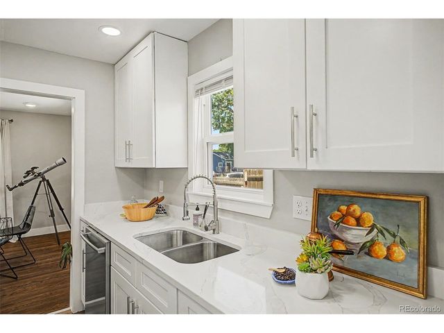 1870 W Beekman Pl, Denver, CO 80221