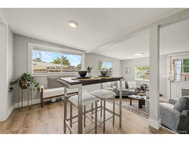 1870 W Beekman Pl, Denver, CO 80221