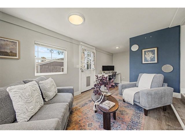 1870 W Beekman Pl, Denver, CO 80221