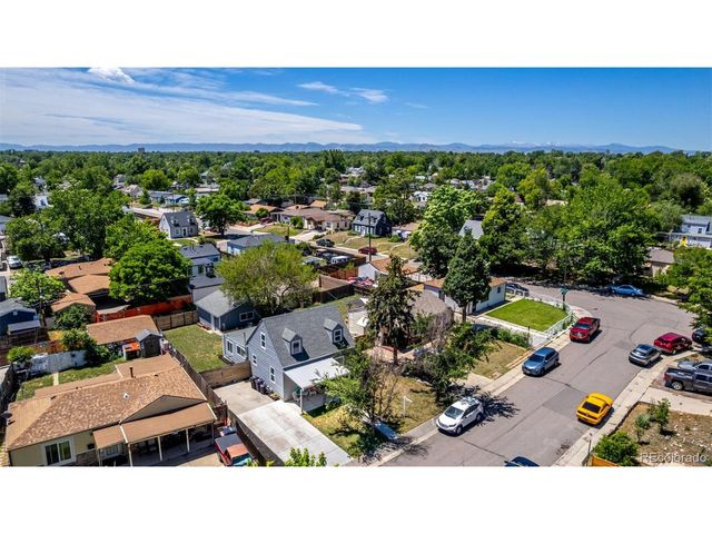 1870 W Beekman Pl, Denver, CO 80221