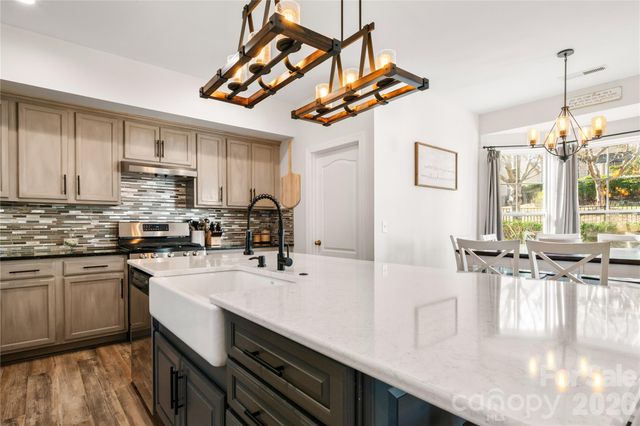 1861 Felts Parkway, Fort Mill, SC 29715