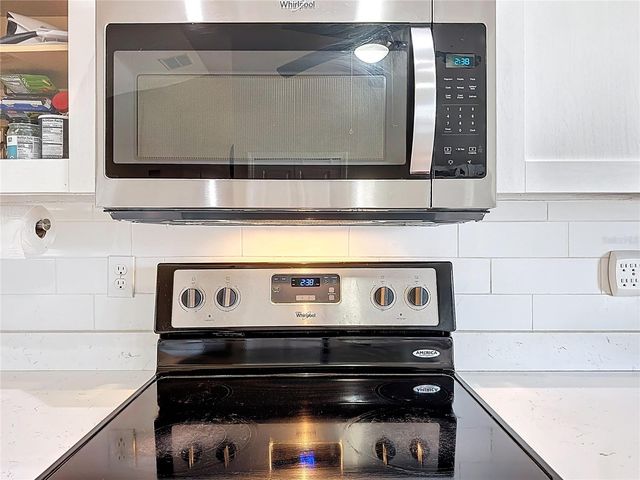 1212 DEMOISELLE STREET, Groveland, FL 34736