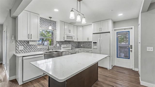 514 GLENDALE STREET, Lakeland, FL 33803