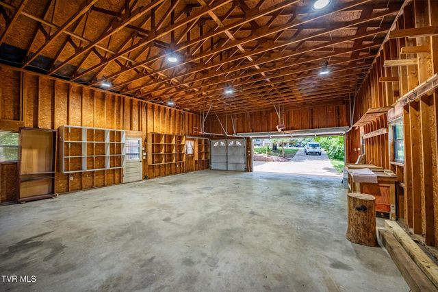 855 Sioux Trail, Greeneville, TN 37743