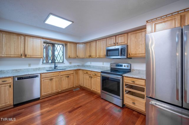 855 Sioux Trail, Greeneville, TN 37743