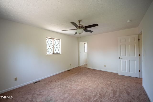 855 Sioux Trail, Greeneville, TN 37743