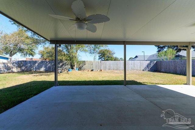 1006 Lake Aire Dr, Pensacola, FL 32506