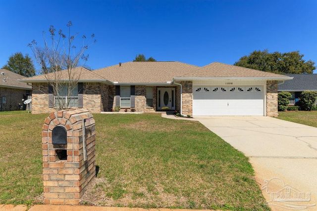 1006 Lake Aire Dr, Pensacola, FL 32506